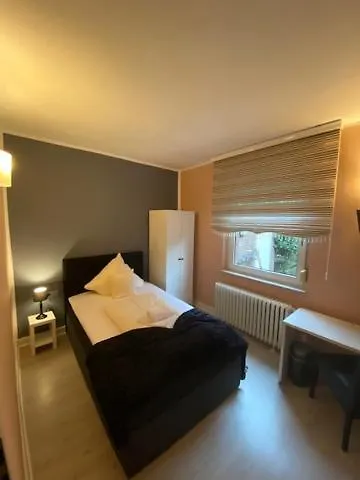 Sophia 3*
